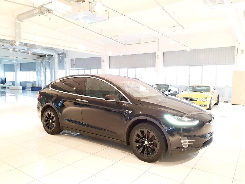 Позашляховик / Кросовер Tesla Model X 2018 в Києві фото 12 Позашляховик / Кросовер Tesla Model X 2018 в Києві