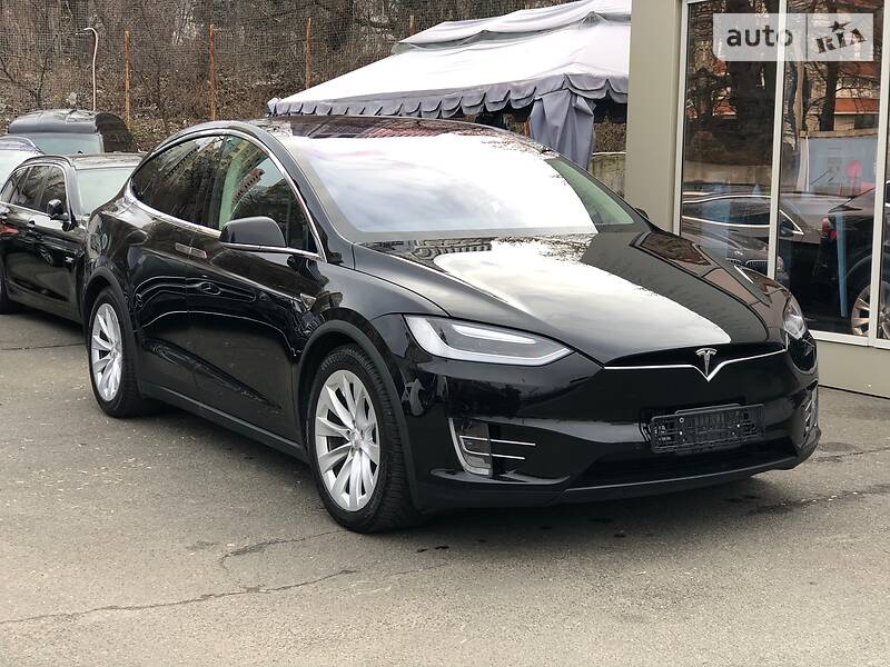 Внедорожник / Кроссовер Tesla Model X 2016 в Киеве