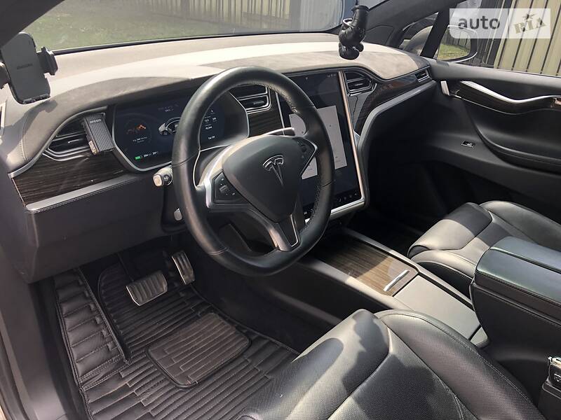 Внедорожник / Кроссовер Tesla Model X 2016 в Одессе