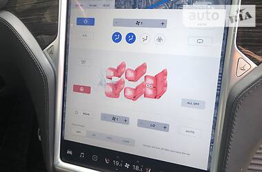 Внедорожник / Кроссовер Tesla Model X 2016 в 