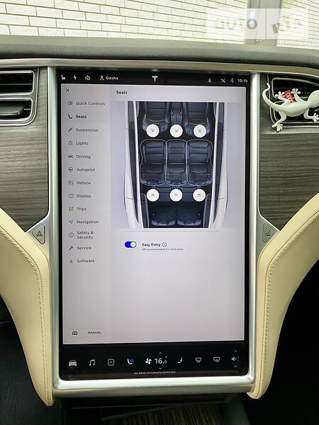 Хэтчбек Tesla Model X 2016 в Сторожинце