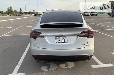 Внедорожник / Кроссовер Tesla Model X 2017 в Киеве