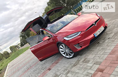 Tesla Model X 2016