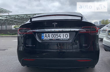 Внедорожник / Кроссовер Tesla Model X 2017 в Киеве