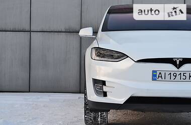 Внедорожник / Кроссовер Tesla Model X 2017 в Киеве