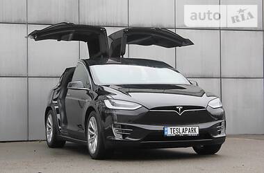 Позашляховик / Кросовер Tesla Model X 2016 в Києві