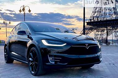 Tesla Model X 2018