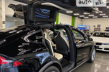 Позашляховик / Кросовер Tesla Model X 2019 в Одесі