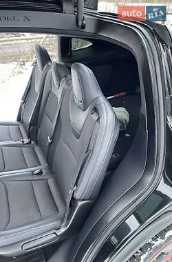 Позашляховик / Кросовер Tesla Model X 2017 в 