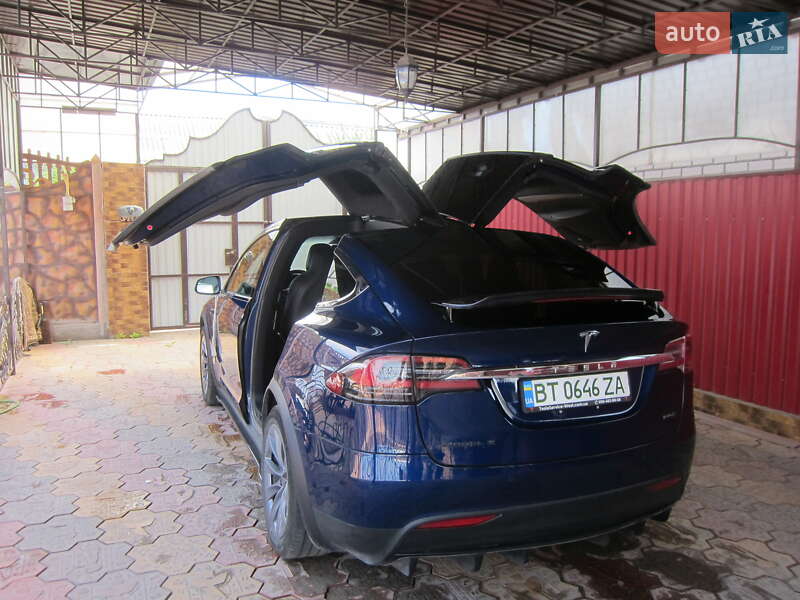 Внедорожник / Кроссовер Tesla Model X 2018 в Херсоне фото 9 Внедорожник / Кроссовер Tesla Model X 2018 в Херсоне