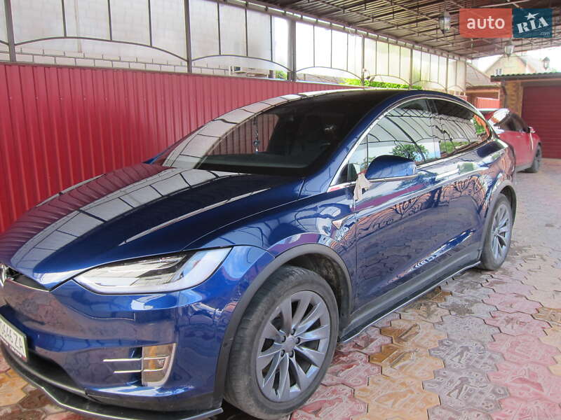 Внедорожник / Кроссовер Tesla Model X 2018 в Херсоне фото 32 Внедорожник / Кроссовер Tesla Model X 2018 в Херсоне