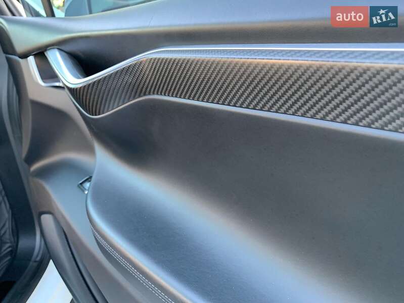 Внедорожник / Кроссовер Tesla Model X 2016 в Киеве фото 15 Внедорожник / Кроссовер Tesla Model X 2016 в Киеве