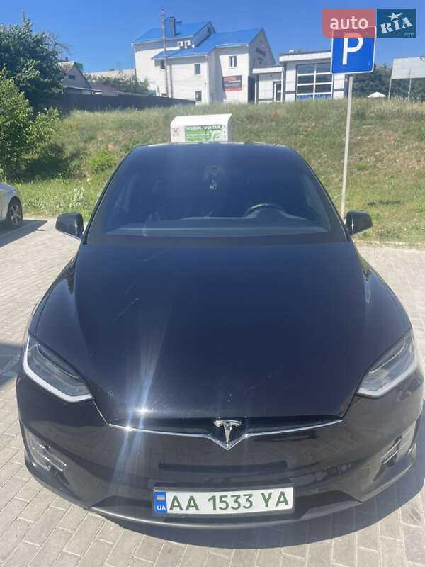 Позашляховик / Кросовер Tesla Model X 2016 в Сумах