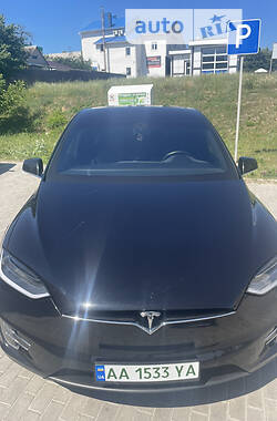 Внедорожник / Кроссовер Tesla Model X 2016 в Сумах