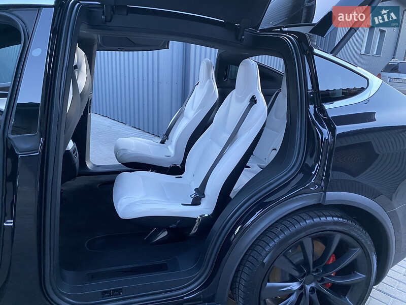 Внедорожник / Кроссовер Tesla Model X 2018 в Харькове