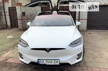 Позашляховик / Кросовер Tesla Model X 2017 в Харкові