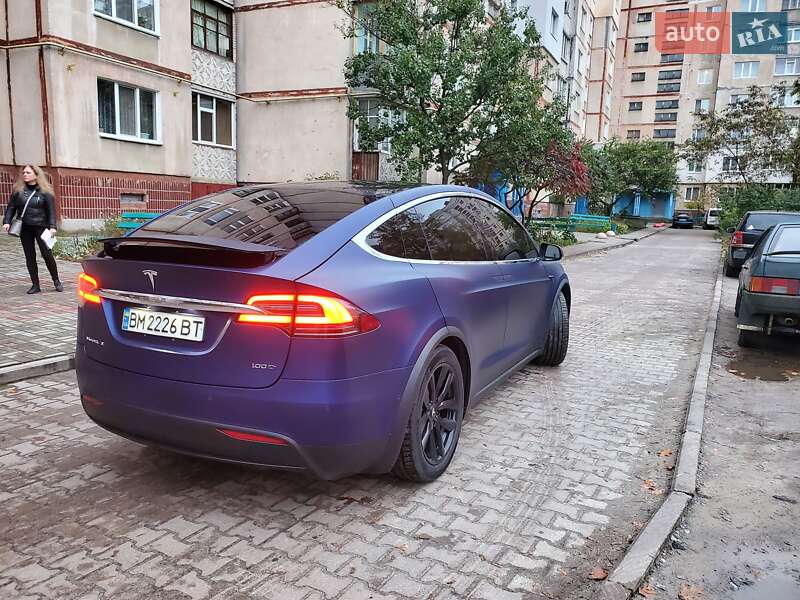 Позашляховик / Кросовер Tesla Model X 2018 в Сумах