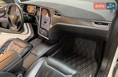 Внедорожник / Кроссовер Tesla Model X 2016 в Киеве