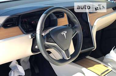 Внедорожник / Кроссовер Tesla Model X 2018 в 