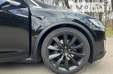 Внедорожник / Кроссовер Tesla Model X 2019 в 