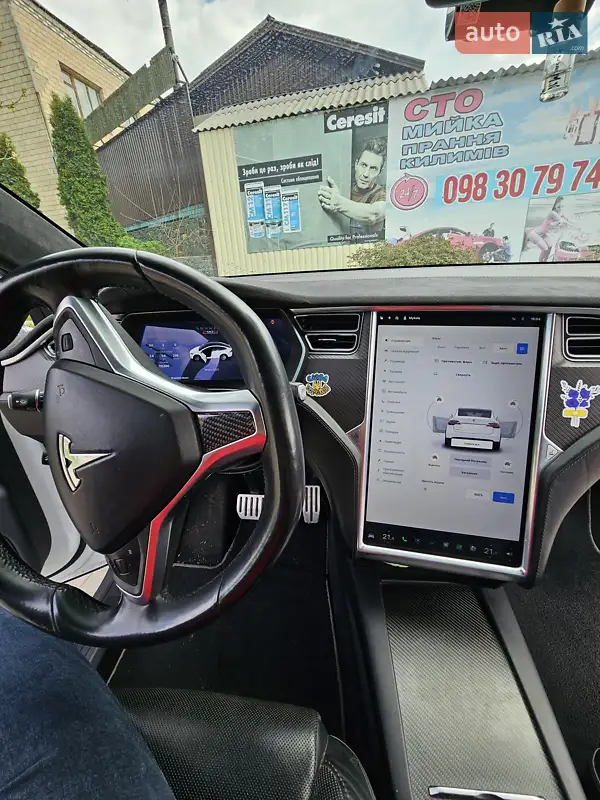 Позашляховик / Кросовер Tesla Model X 2016 в 