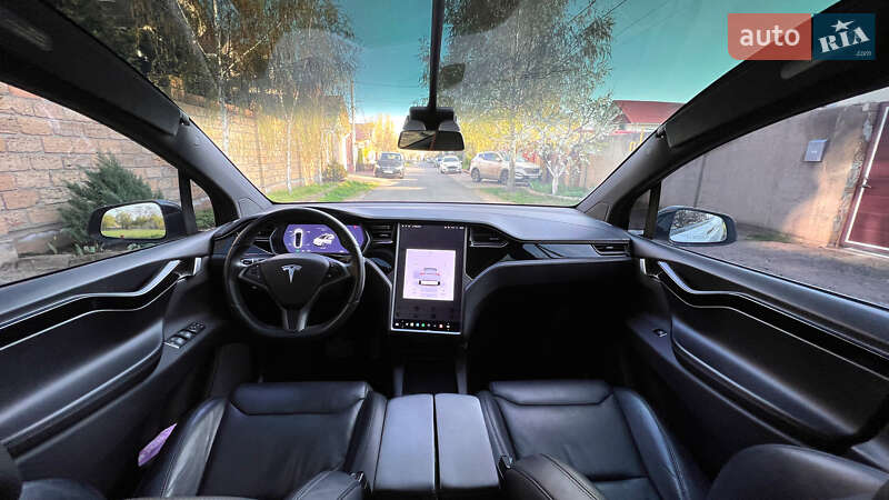 Позашляховик / Кросовер Tesla Model X 2018 в Одесі