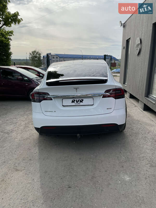 Внедорожник / Кроссовер Tesla Model X 2016 в Тернополе