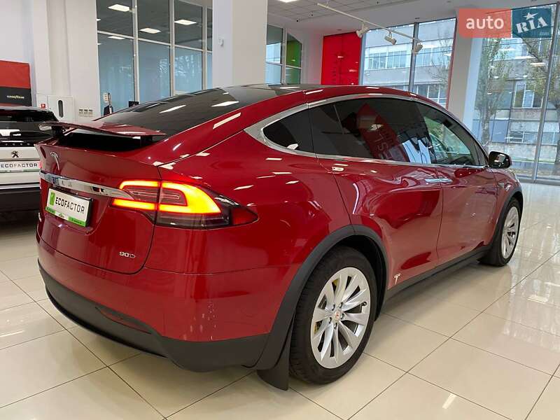 Позашляховик / Кросовер Tesla Model X 2016 в Одесі