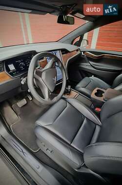 Внедорожник / Кроссовер Tesla Model X 2019 в 
