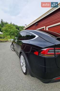 Внедорожник / Кроссовер Tesla Model X 2019 в 