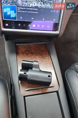 Внедорожник / Кроссовер Tesla Model X 2019 в 
