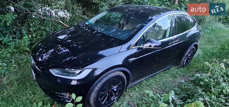 Внедорожник / Кроссовер Tesla Model X 2017 в Харькове