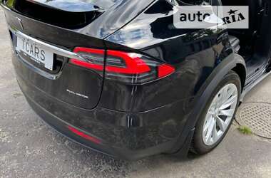 Внедорожник / Кроссовер Tesla Model X 2020 в 