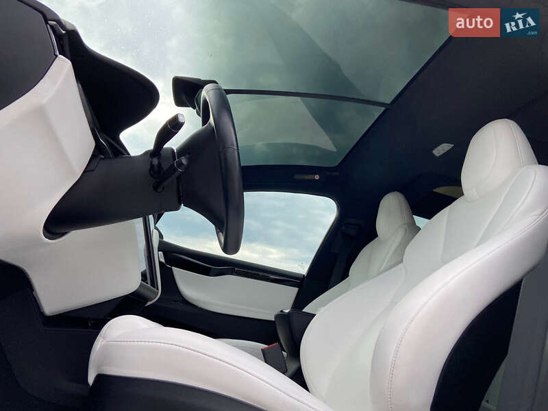 Внедорожник / Кроссовер Tesla Model X 2020 в Киеве