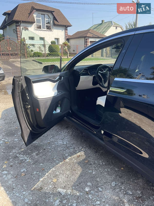 Внедорожник / Кроссовер Tesla Model X 2017 в Харькове фото 6 Внедорожник / Кроссовер Tesla Model X 2017 в Харькове