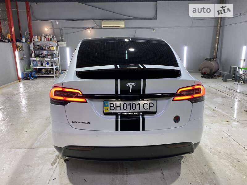 Позашляховик / Кросовер Tesla Model X 2019 в Одесі