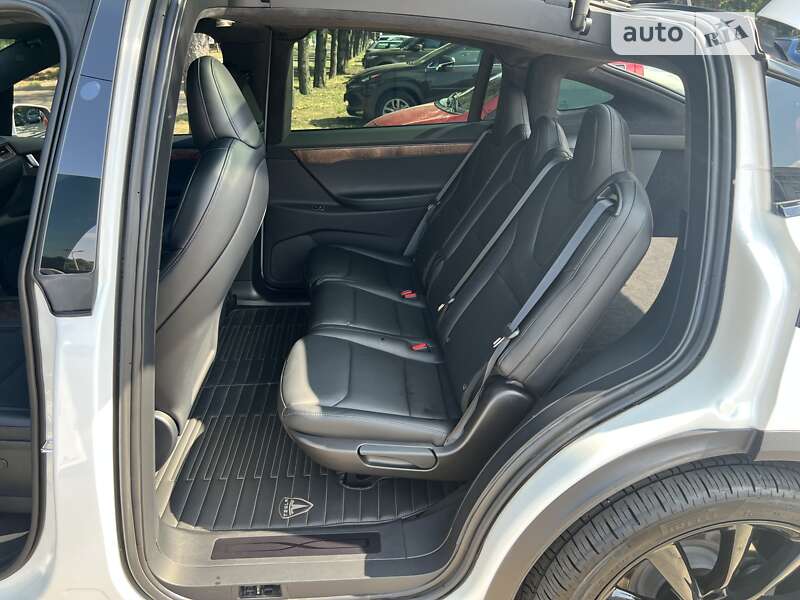 Позашляховик / Кросовер Tesla Model X 2019 в Одесі