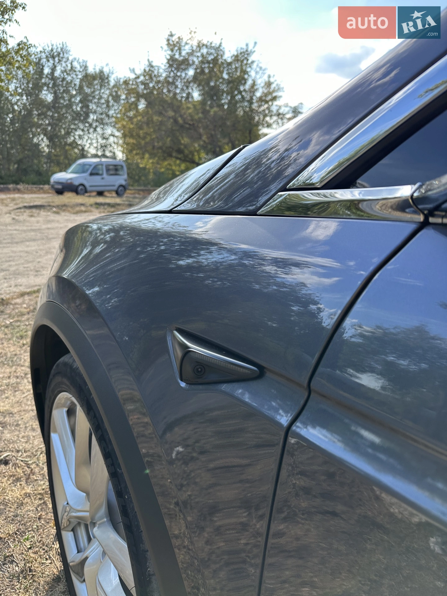 2020 Tesla Model X - мініатюра 23
