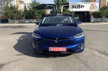 Позашляховик / Кросовер Tesla Model X 2016 в Києві