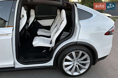 Внедорожник / Кроссовер Tesla Model X 2017 в Киеве
