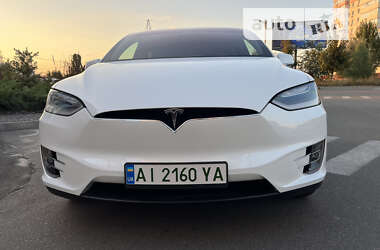 Внедорожник / Кроссовер Tesla Model X 2018 в Вишневом