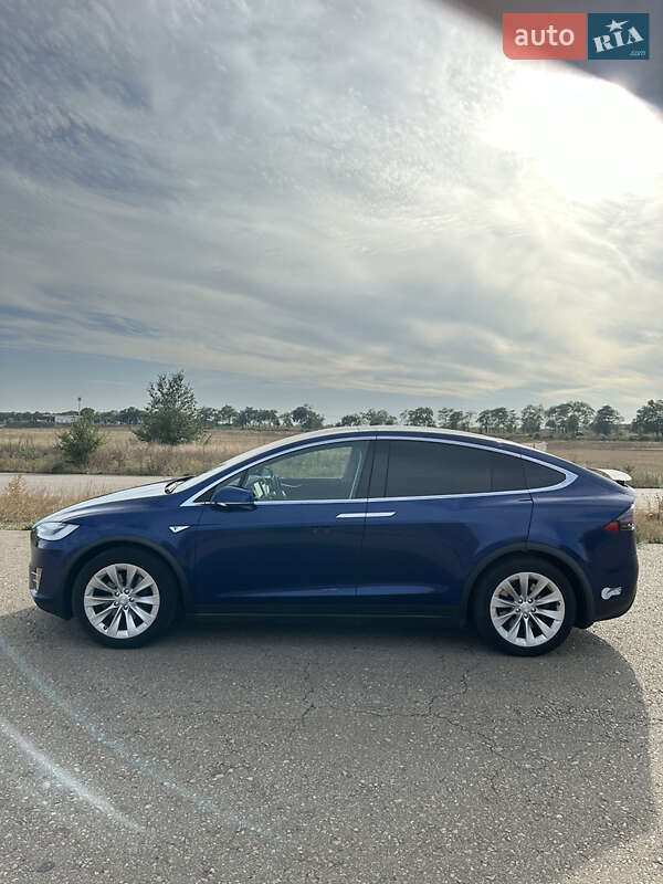 Внедорожник / Кроссовер Tesla Model X 2016 в Одессе