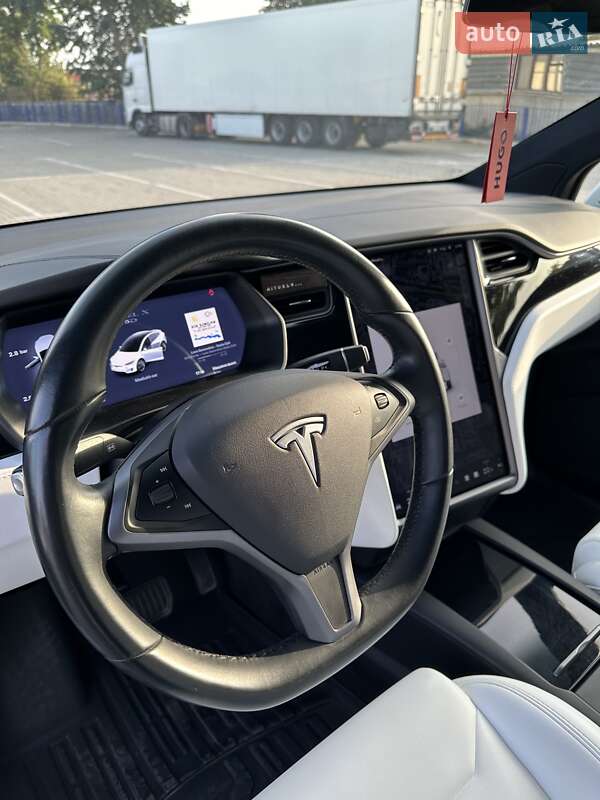 Позашляховик / Кросовер Tesla Model X 2018 в Тернополі