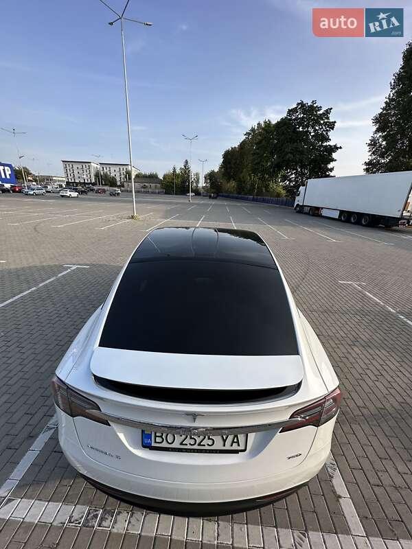 Внедорожник / Кроссовер Tesla Model X 2018 в Тернополе