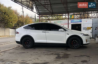 Tesla Model X 2017