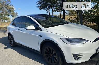 Tesla Model X 2018