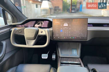 Позашляховик / Кросовер Tesla Model X 2022 в 