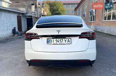 Позашляховик / Кросовер Tesla Model X 2022 в 