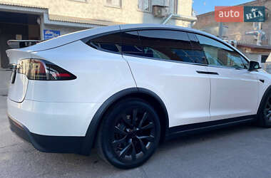 Позашляховик / Кросовер Tesla Model X 2022 в 