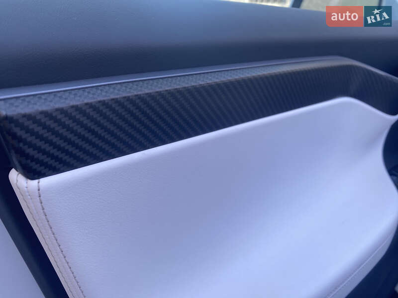 Внедорожник / Кроссовер Tesla Model X 2018 в 